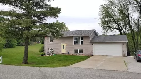 5607 N 600, Rolling Prairie, IN 46371 photo 1