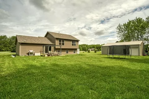 10585 N Makeever Dr, De Motte, IN 46310 photo 21