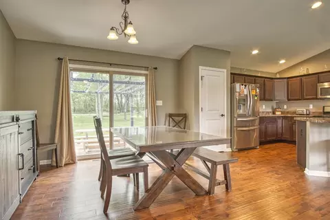 10585 N Makeever Dr, De Motte, IN 46310 photo 6