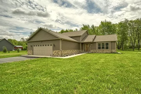 10585 N Makeever Dr, De Motte, IN 46310 photo 1