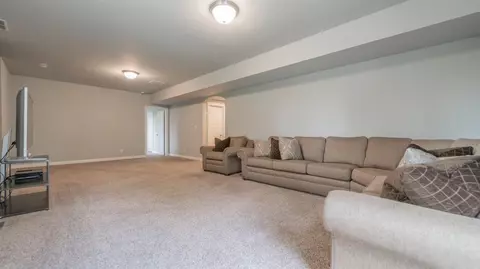 12835 Baker Ct, Crown Point, IN 46307 photo 32