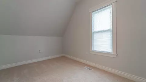 1446 N Colfax St, Griffith, IN 46319 photo 16