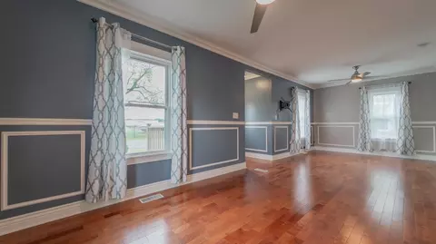 1446 N Colfax St, Griffith, IN 46319 photo 6