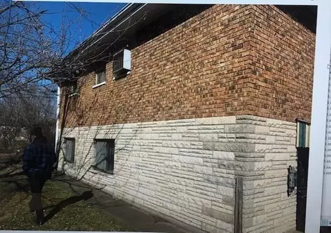 1808 Delaware St, Gary, IN 46407 photo 2