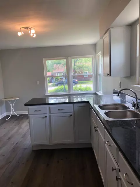 1320 Taft St, Gary, IN 46404 photo 5