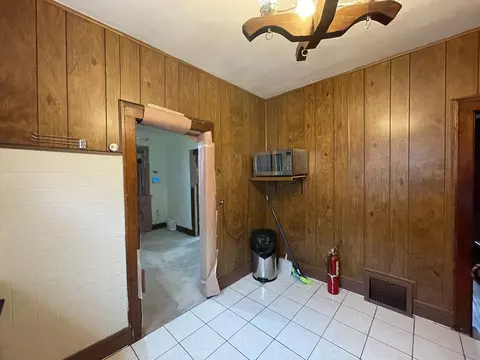 1673 W 14th Ave, Gary, IN 46404 photo 11