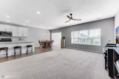 2555 Dickinson Rd, Chesterton, IN 46304 photo 8