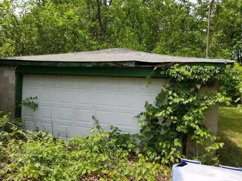 2338 Marshall St, Gary, IN 46404 photo 5