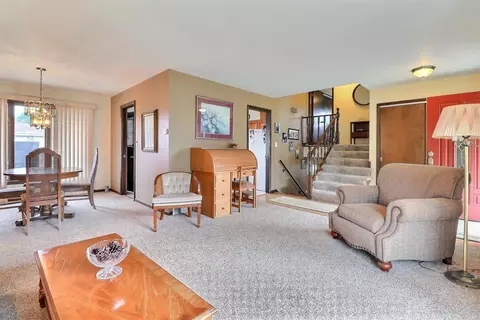 8529 Monroe Ave, Munster, IN 46321 photo 5