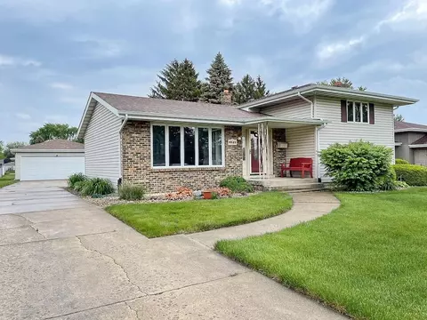8529 Monroe Ave, Munster, IN 46321 photo 1