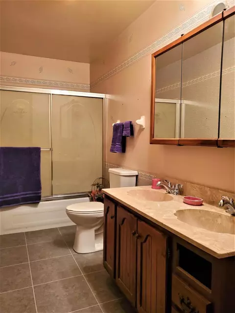 12109 Duttlinger Ln, Wheatfield, IN 46392 photo 9