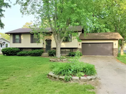 12109 Duttlinger Ln, Wheatfield, IN 46392 photo 1