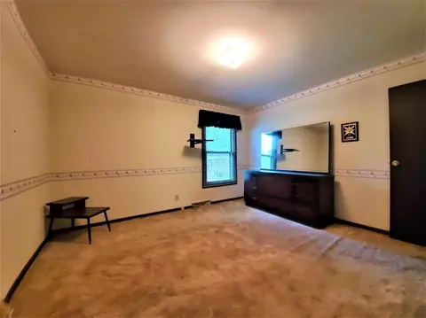12109 Duttlinger Ln, Wheatfield, IN 46392 photo 8