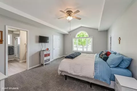 9561 E Oakridge Dr, Saint John, IN 46373 photo 12