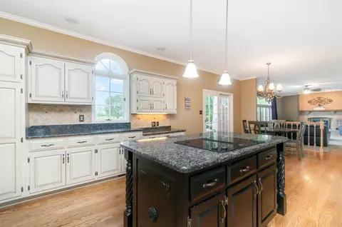 948 Killarney Dr, Dyer, IN 46311 photo 11