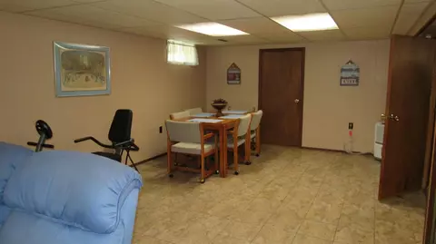 6810 Illinois Ave, Hammond, IN 46323 photo 12