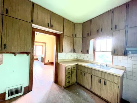 4560 Ross Rd, Gary, IN 46408 photo 7