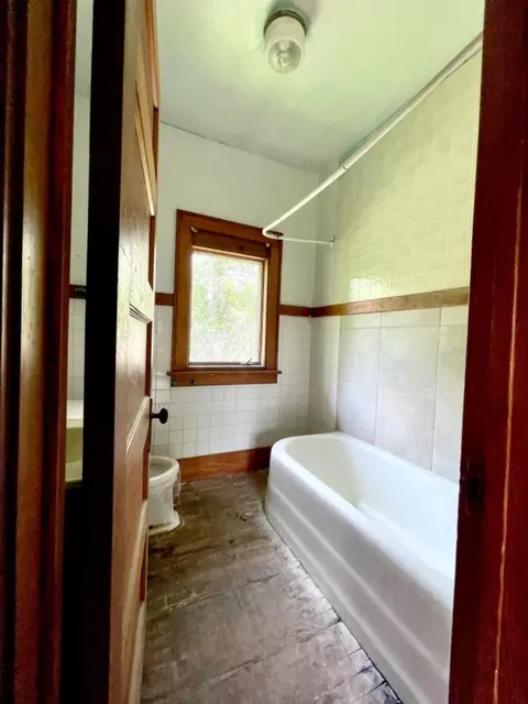 4560 Ross Rd, Gary, IN 46408 photo 11
