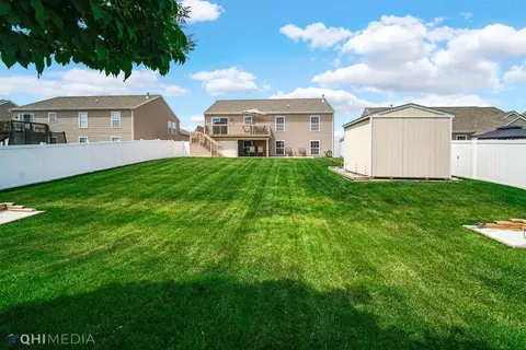 1761 E 108th Pl, Crown Point, IN 46307 photo 3