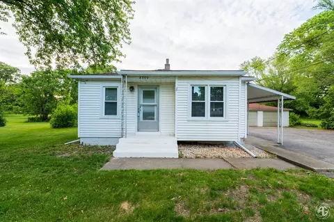 4800 Wright St, Griffith, IN 46319 photo 1