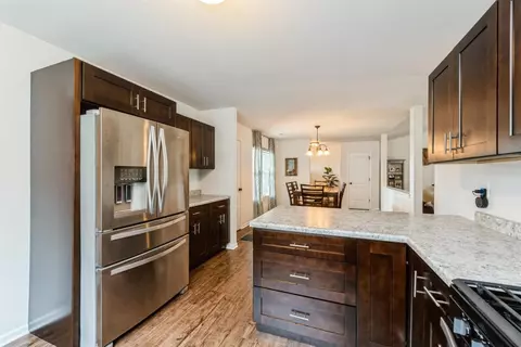 7929 Wright St, Merrillville, IN 46410 photo 9