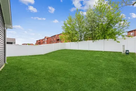 7929 Wright St, Merrillville, IN 46410 photo 23