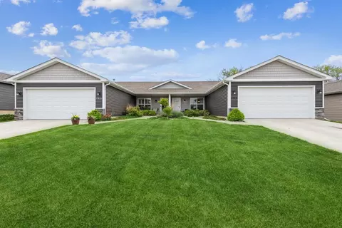 7929 Wright St, Merrillville, IN 46410 photo 2