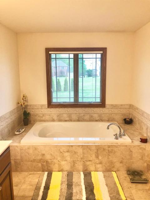 8271 Doubletree Ct, Crown Point, IN 46307 photo 14
