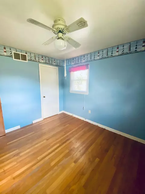 1115 N Jay St, Griffith, IN 46319 photo 7
