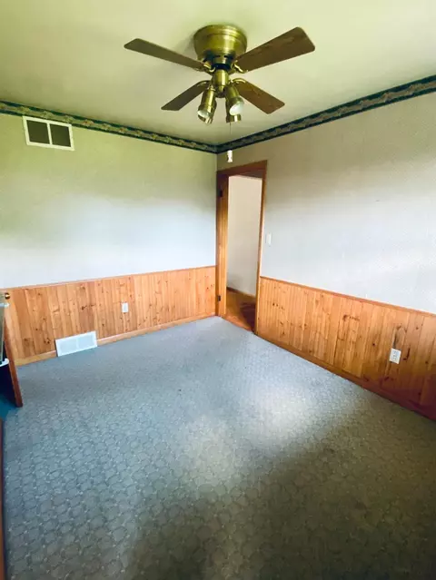 1115 N Jay St, Griffith, IN 46319 photo 5