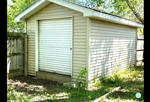 608 W Daumer Rd, Kouts, IN 46347 photo 6