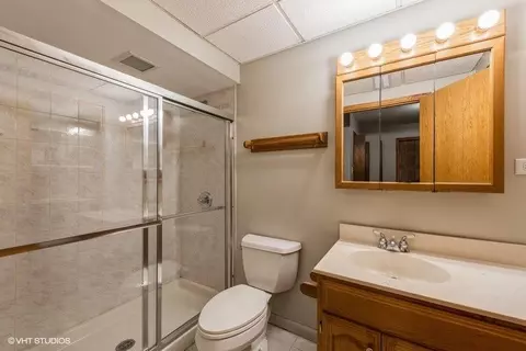 9007 Pineview Ln, Crown Point, IN 46307 photo 10
