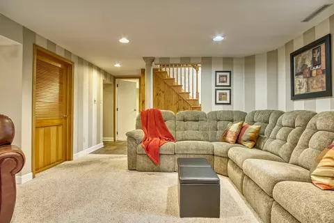 12 Aster St, Dyer, IN 46311 photo 12