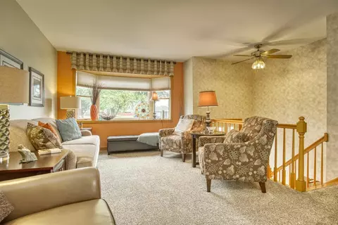 12 Aster St, Dyer, IN 46311 photo 2