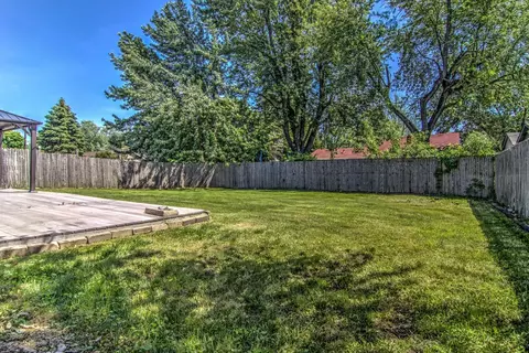 213 E 40th Pl, Griffith, IN 46319 photo 21