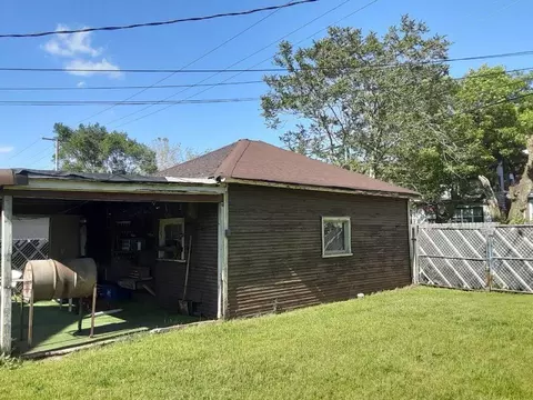 729 Buchanan St, Gary, IN 46402 photo 6