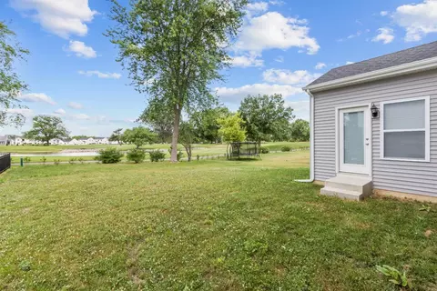 13266 Taft St, Crown Point, IN 46307 photo 2