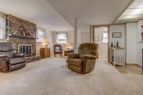 9519 Marigold Ln, Munster, IN 46321 photo 20