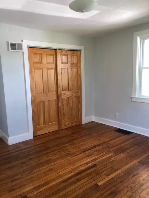 6230 Hemlock Ave, Gary, IN 46403 photo 10