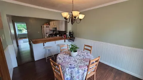 335 N Dwiggins St, Griffith, IN 46319 photo 6