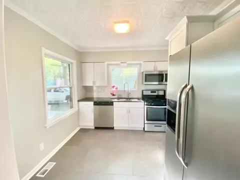 2139 Inner Cir, Munster, IN 46321 photo 7