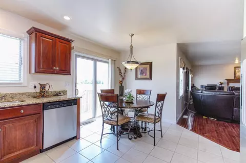 8317 Doubletree Ct, Crown Point, IN 46307 photo 7
