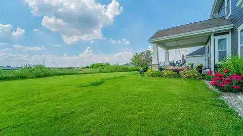 8957 Zinnia Dr, Saint John, IN 46373 photo 5
