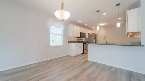 10747 Knickerbocker Ct, Saint John, IN 46373 photo 14