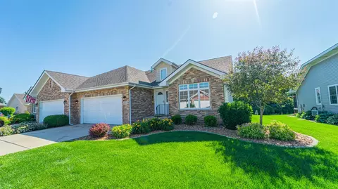 10747 Knickerbocker Ct, Saint John, IN 46373 photo 35