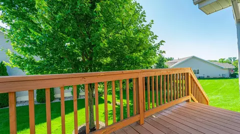 10747 Knickerbocker Ct, Saint John, IN 46373 photo 33