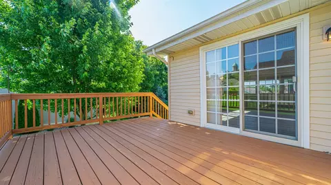 10747 Knickerbocker Ct, Saint John, IN 46373 photo 30