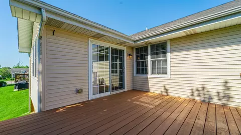 10747 Knickerbocker Ct, Saint John, IN 46373 photo 31