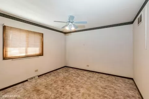 2511 James Dr, Dyer, IN 46311 photo 7
