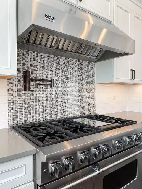 545 Shannon Brg, Dyer, IN 46311 photo 12